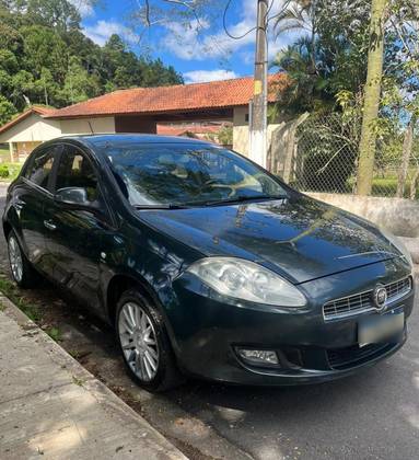 FIAT BRAVO 1.8 ABSOLUTE 16V FLEX 4P AUTOMATIZADO